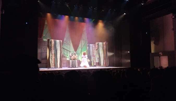 Los Olivos vista teatro